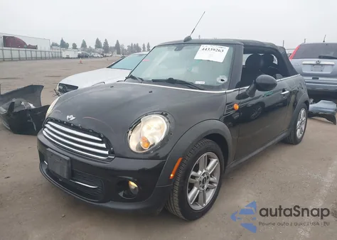 2015 Mini Convertible Cooper z USA, uszkodzony, nr VIN WMWZN3C51FT266780